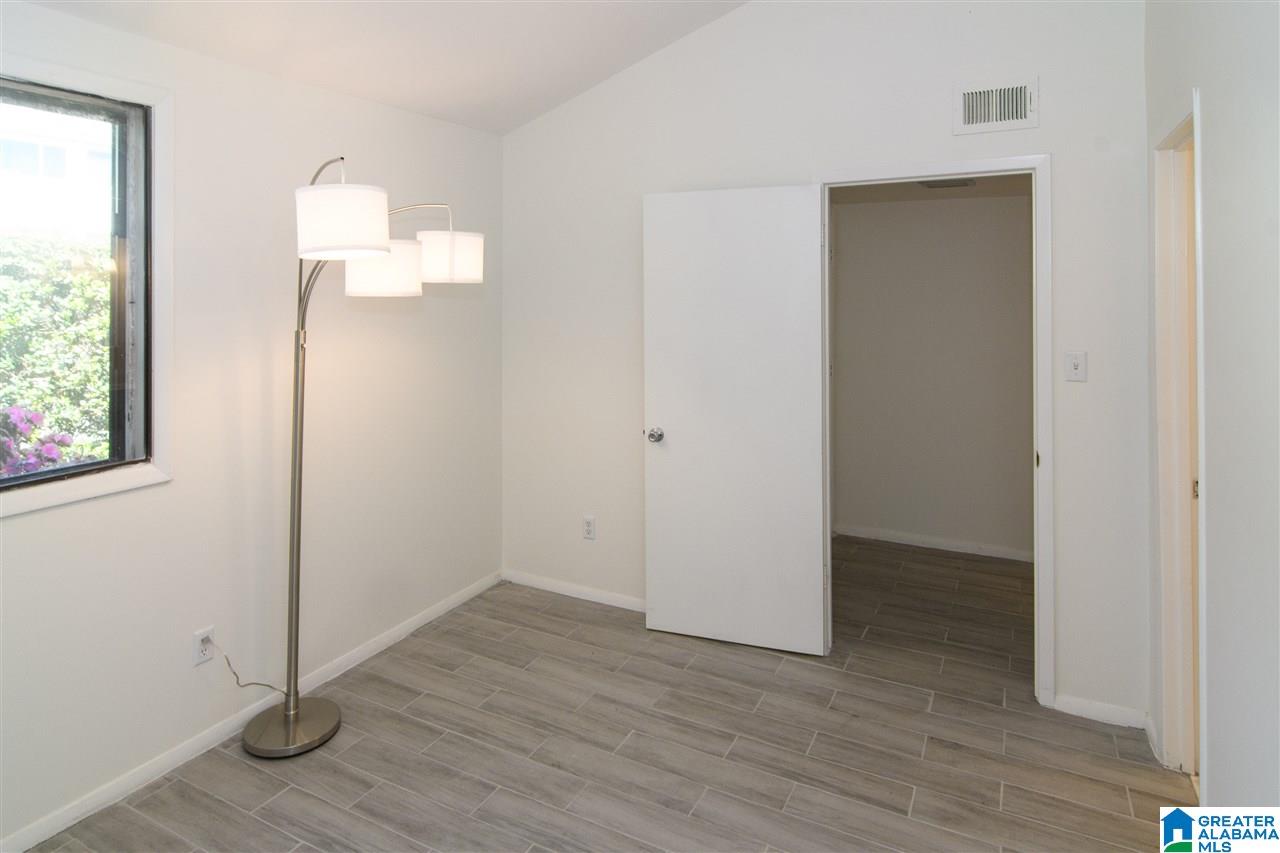 305 Running Brook Road, Unit 305 Hoover, AL 35226 - Photo 21 of 36