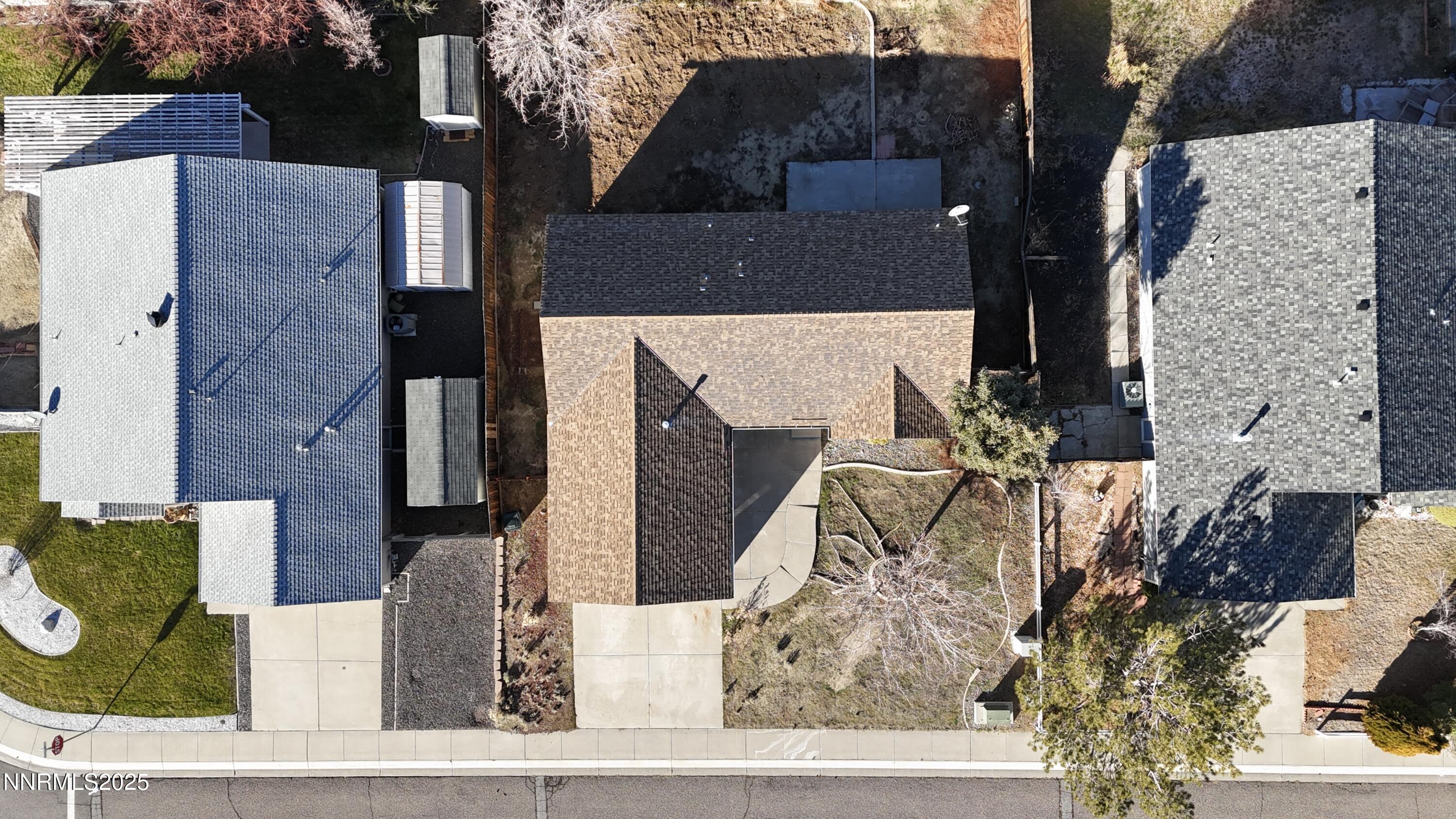 982 Ridgeview Drive Carson City, NV 89705 - Photo 16 of 16 swimming pool view with a outdoor seating space