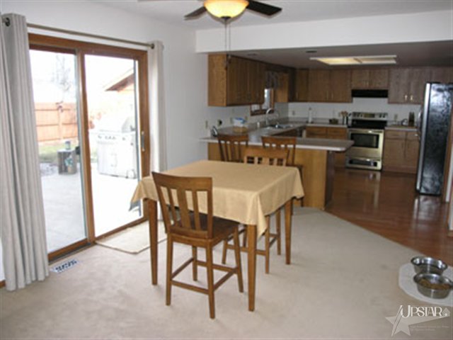 2324 Broken Oak Road Fort Wayne, IN 46818 - Photo 8 of 30