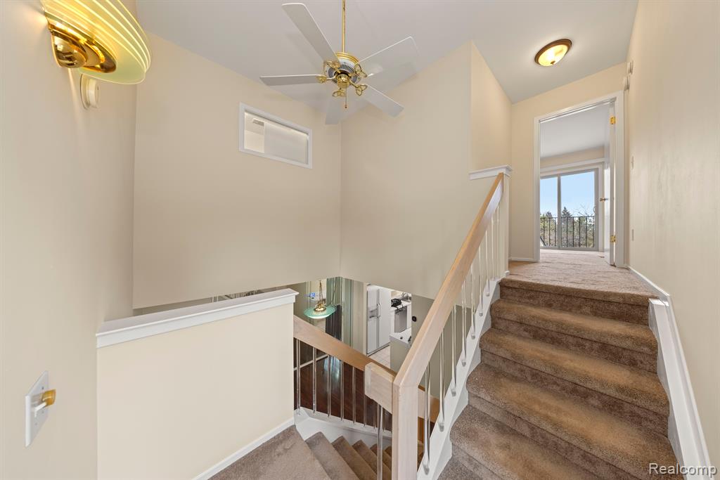 39449 Country Lane Novi, MI 48375 - Photo 22 of 29