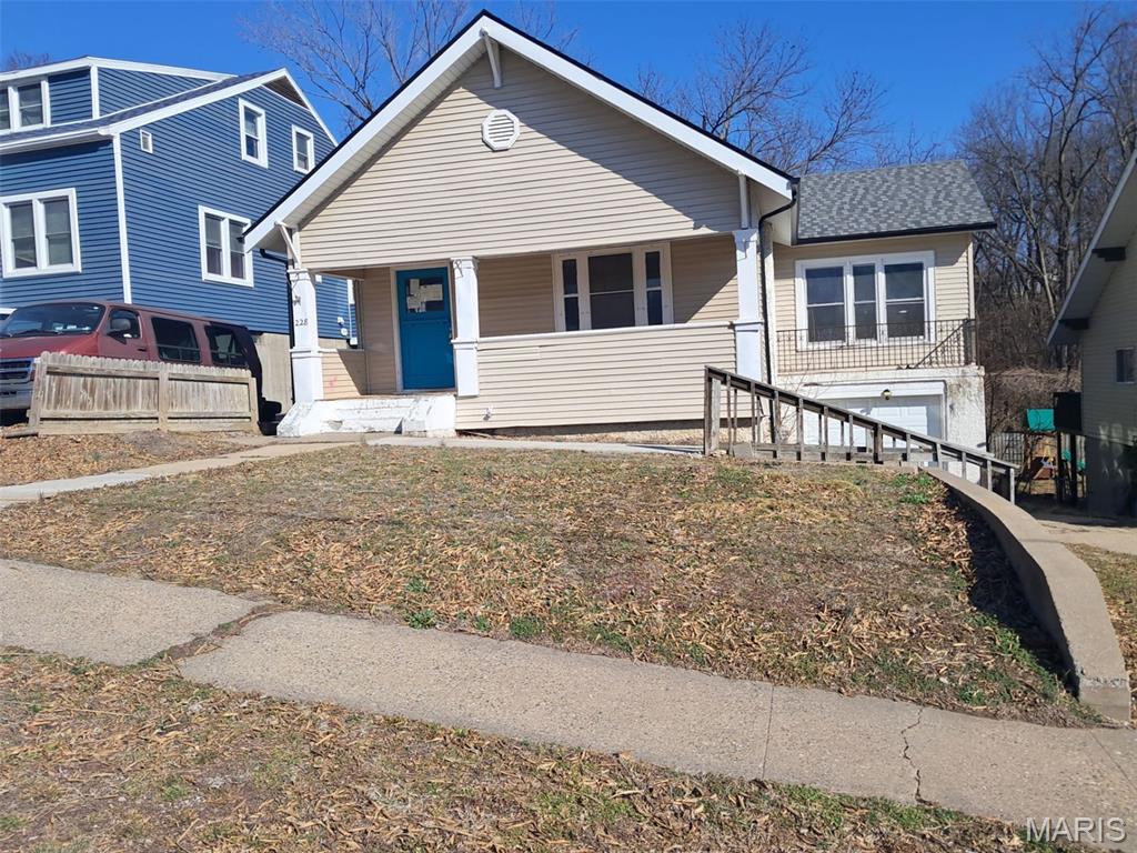 228 Virginia Street Hannibal, MO 63401 - Photo 1 of 11