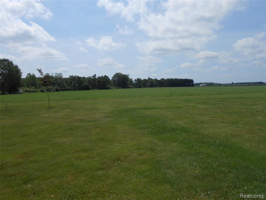 249 North Gates Road Sandusky, MI 48471 - Photo 7 of 33