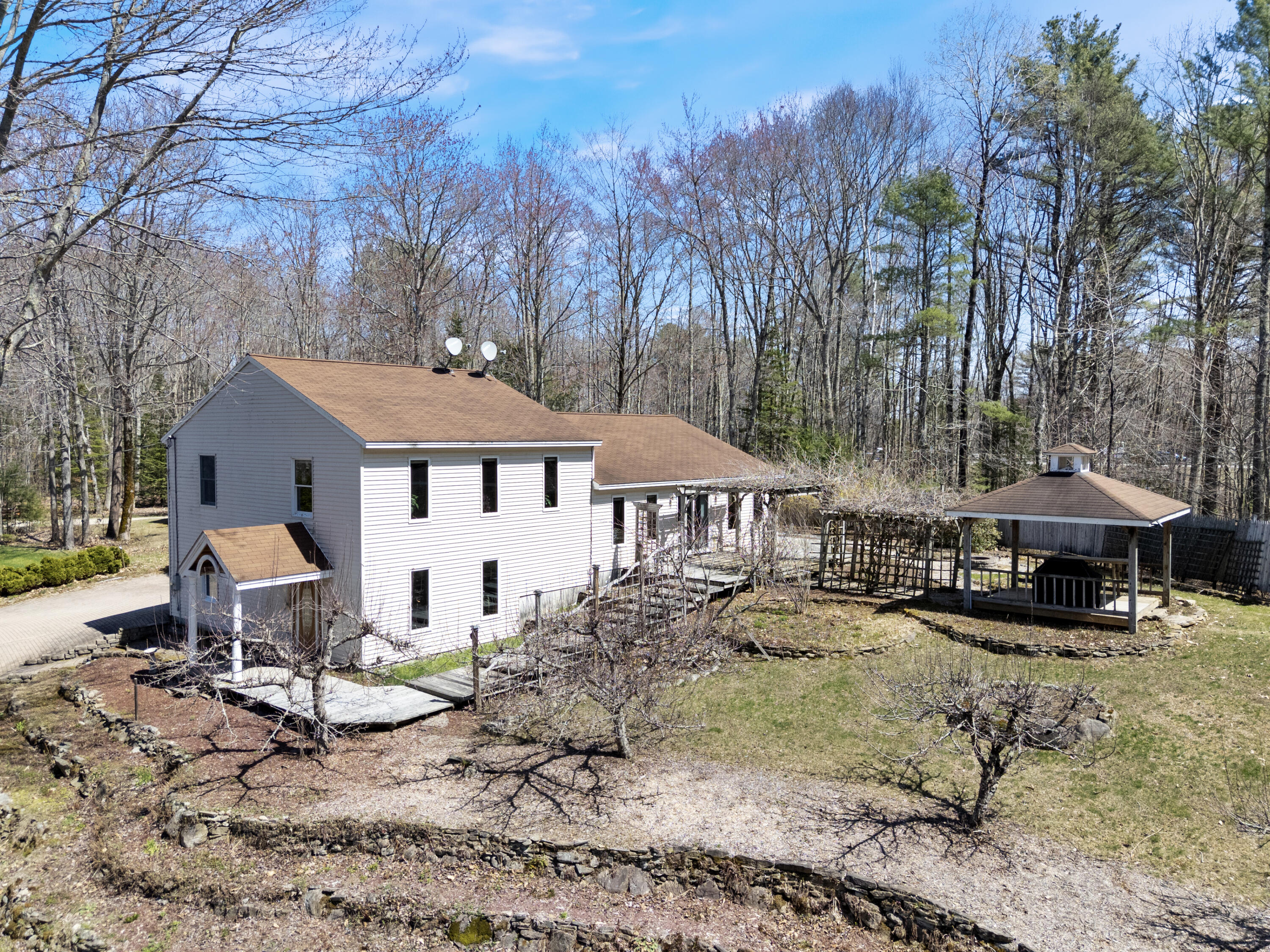 36 Farmview Lane Freeport, ME 04032 - Photo 2 of 43 Welcome to 36 Farmview Lane