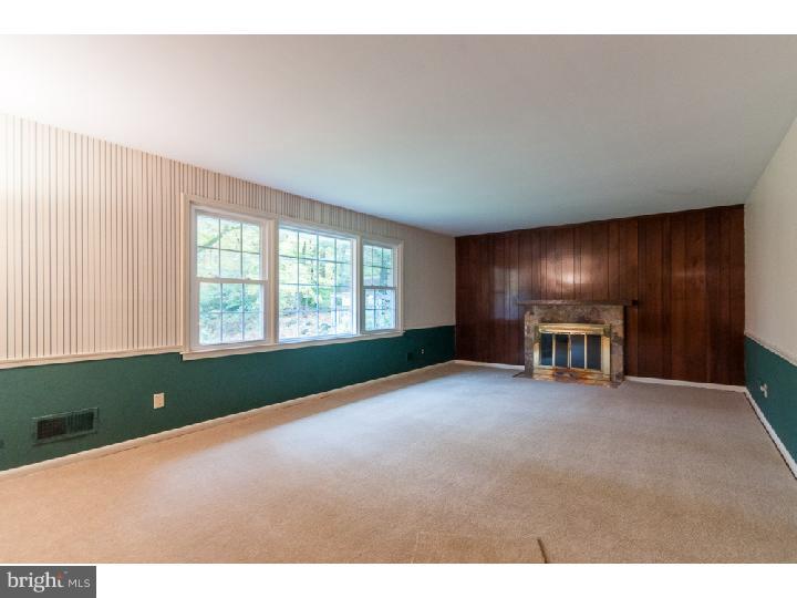 24 Stone Crop Road Wilmington, DE 19810 - Photo 10 of 25 Family Room