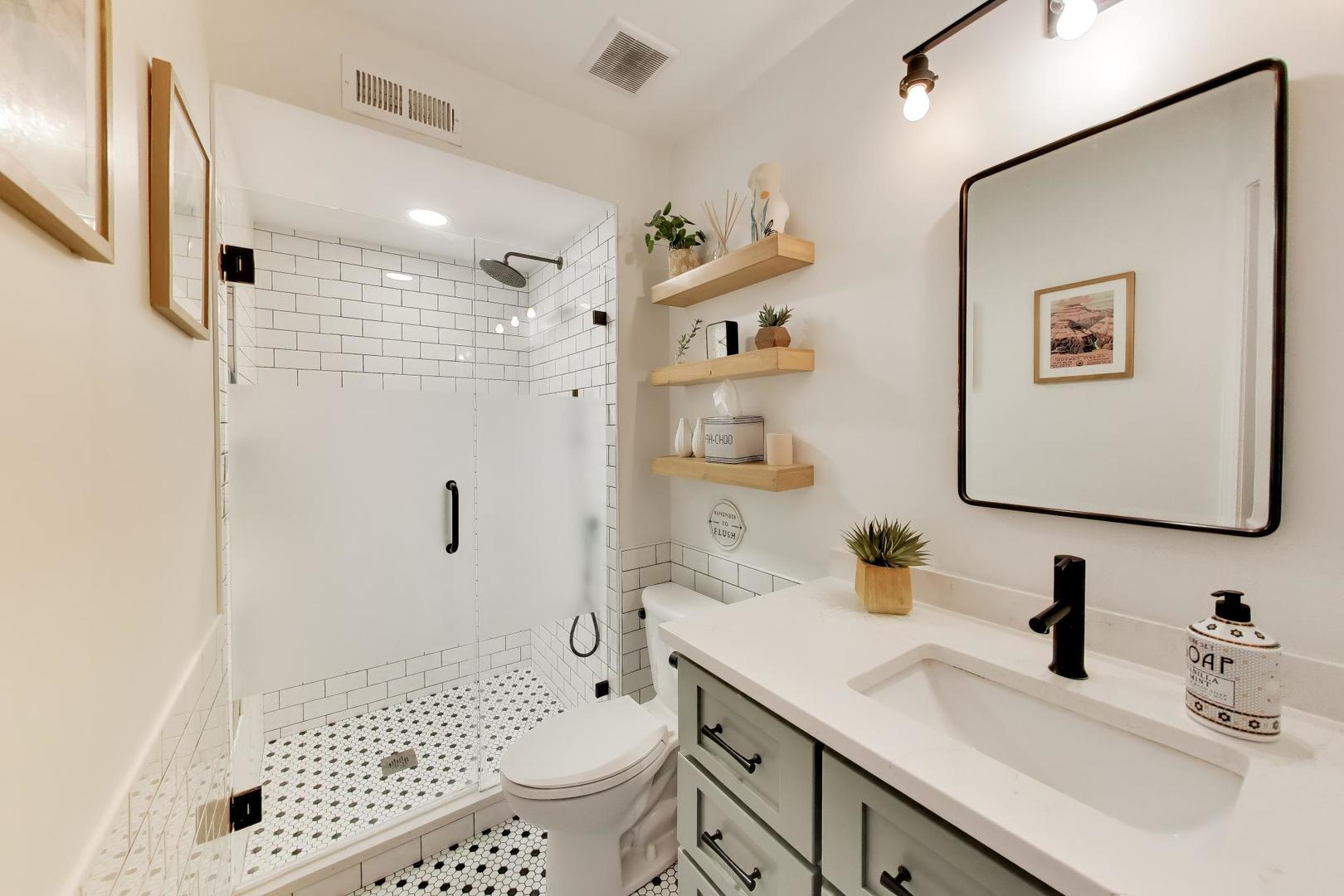 307 North Marcella Road Mount Prospect, IL 60056 - Photo 15 of 19 Gallery Image 15