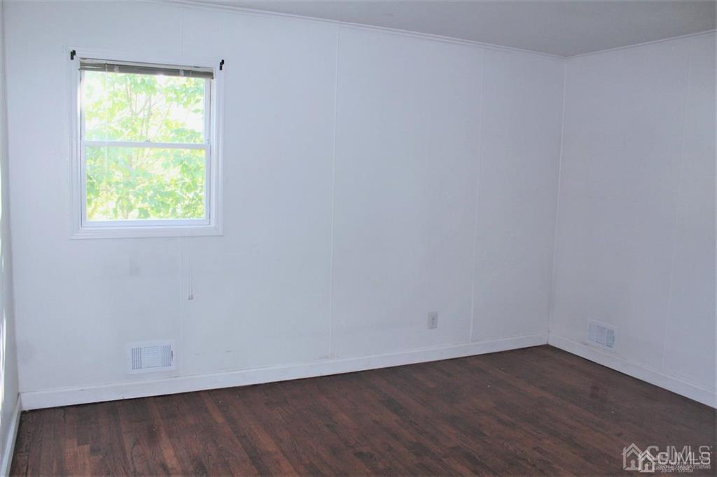 5 Nottingham Road Edison, NJ 08820 - Photo 19 of 29