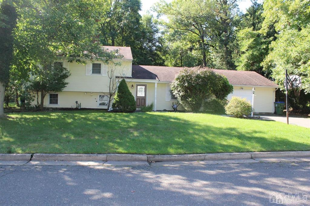 5 Nottingham Road Edison, NJ 08820 - Photo 3 of 29