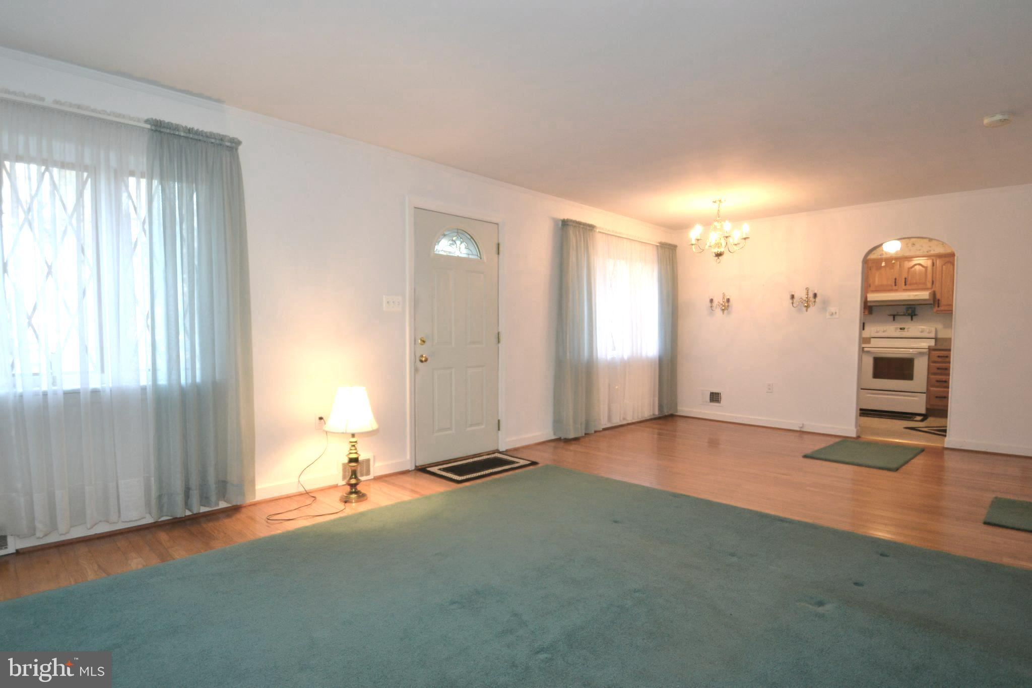 527 Luther Road Harrisburg, PA 17111 - Photo 7 of 46 Gallery Image 7