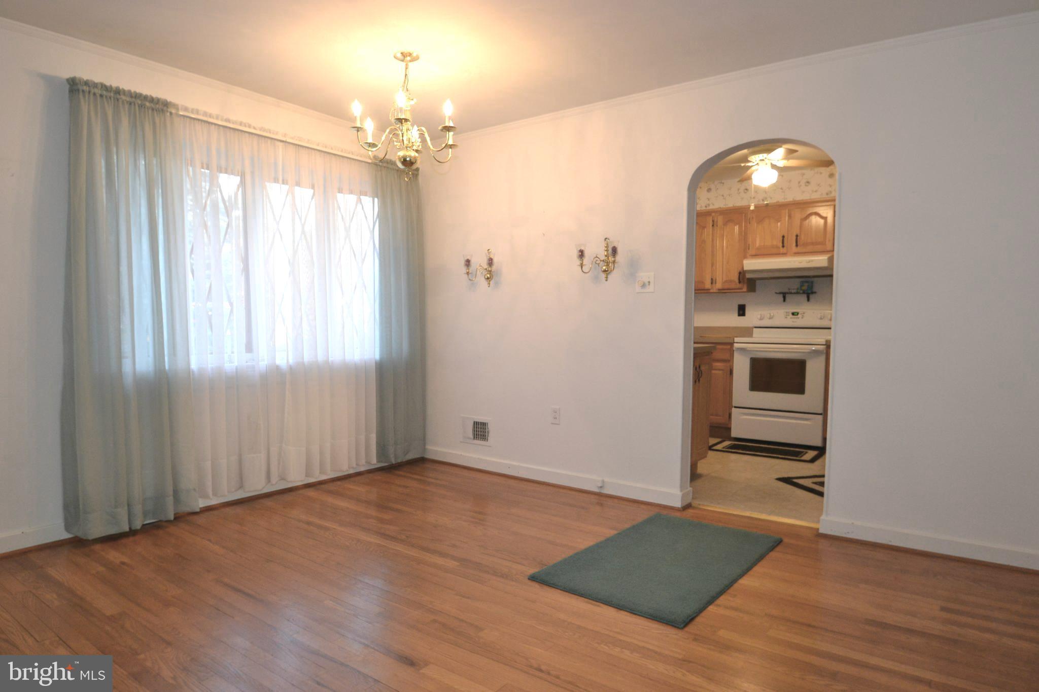 527 Luther Road Harrisburg, PA 17111 - Photo 9 of 46 Gallery Image 9