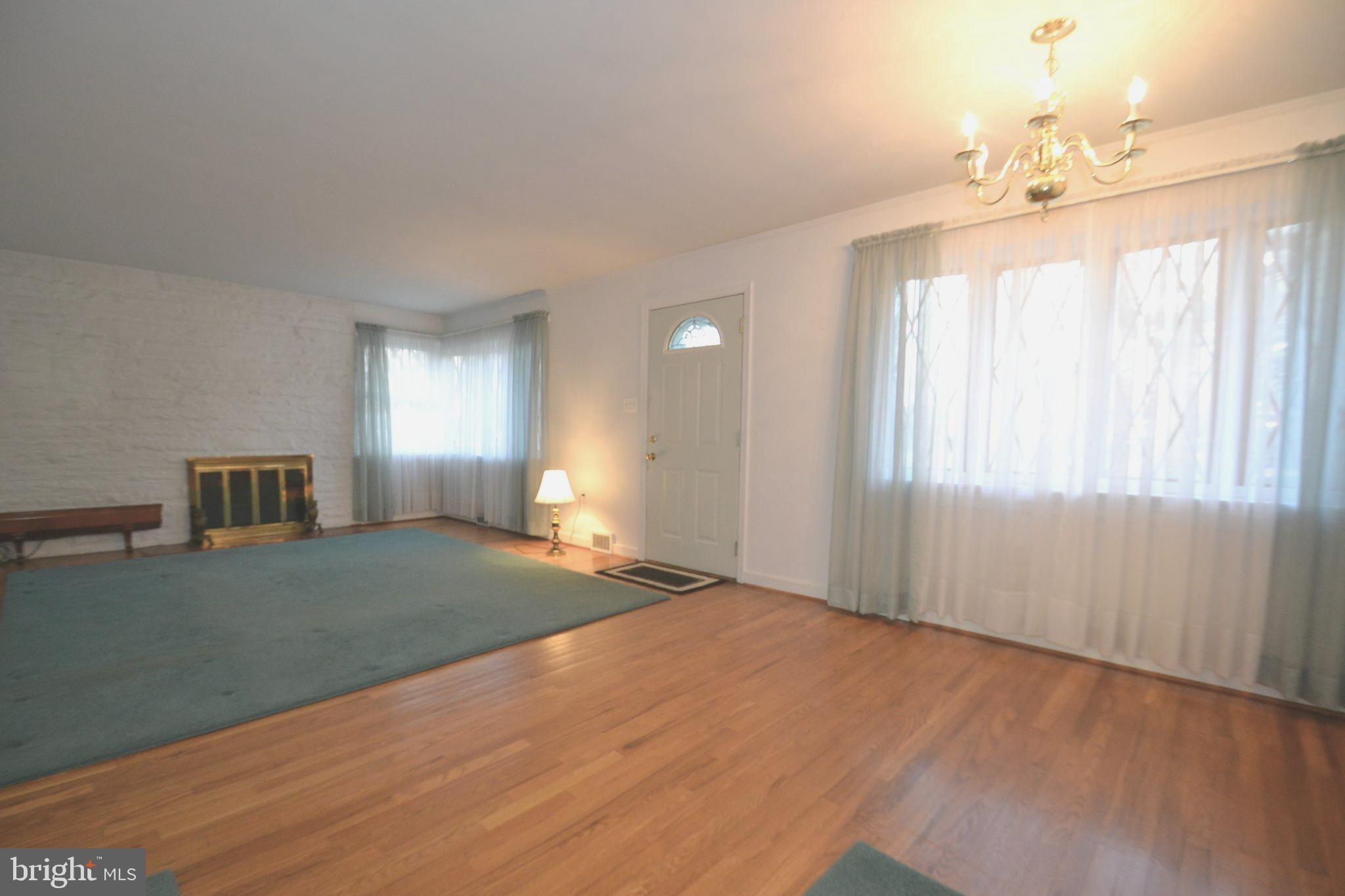 527 Luther Road Harrisburg, PA 17111 - Photo 10 of 46 Gallery Image 10