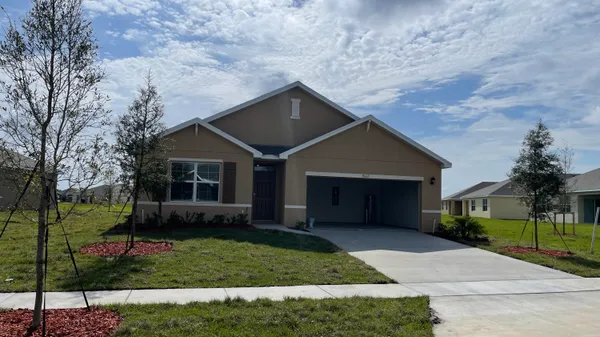 $2,600 | 9617 Potomac Drive, Fort Pierce, FL 34945