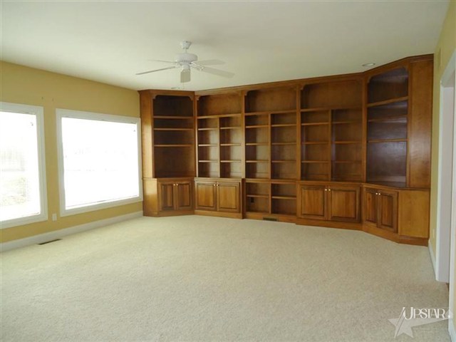 14109 Raynham Road Fort Wayne, IN 46814 - Photo 2 of 30 Gallery Image 2