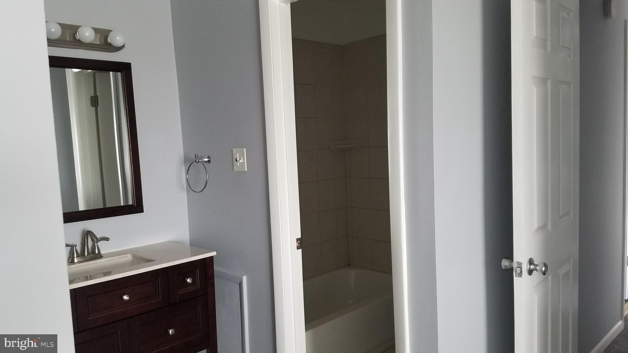 6230 Edsall Road, Unit 403 Alexandria, VA 22312 - Photo 10 of 11