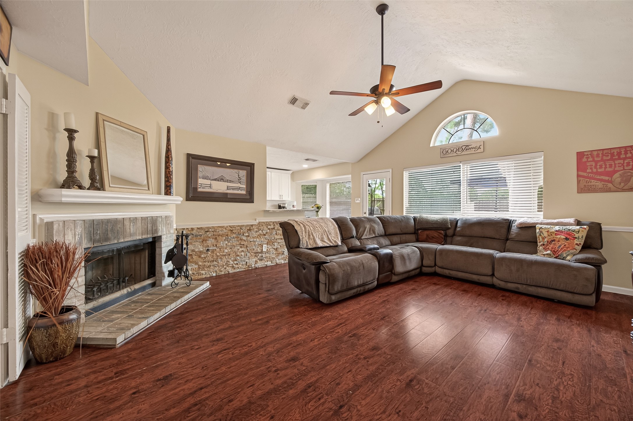 17826 Seven Pines Drive Spring, TX 77379 - Photo 10 of 45