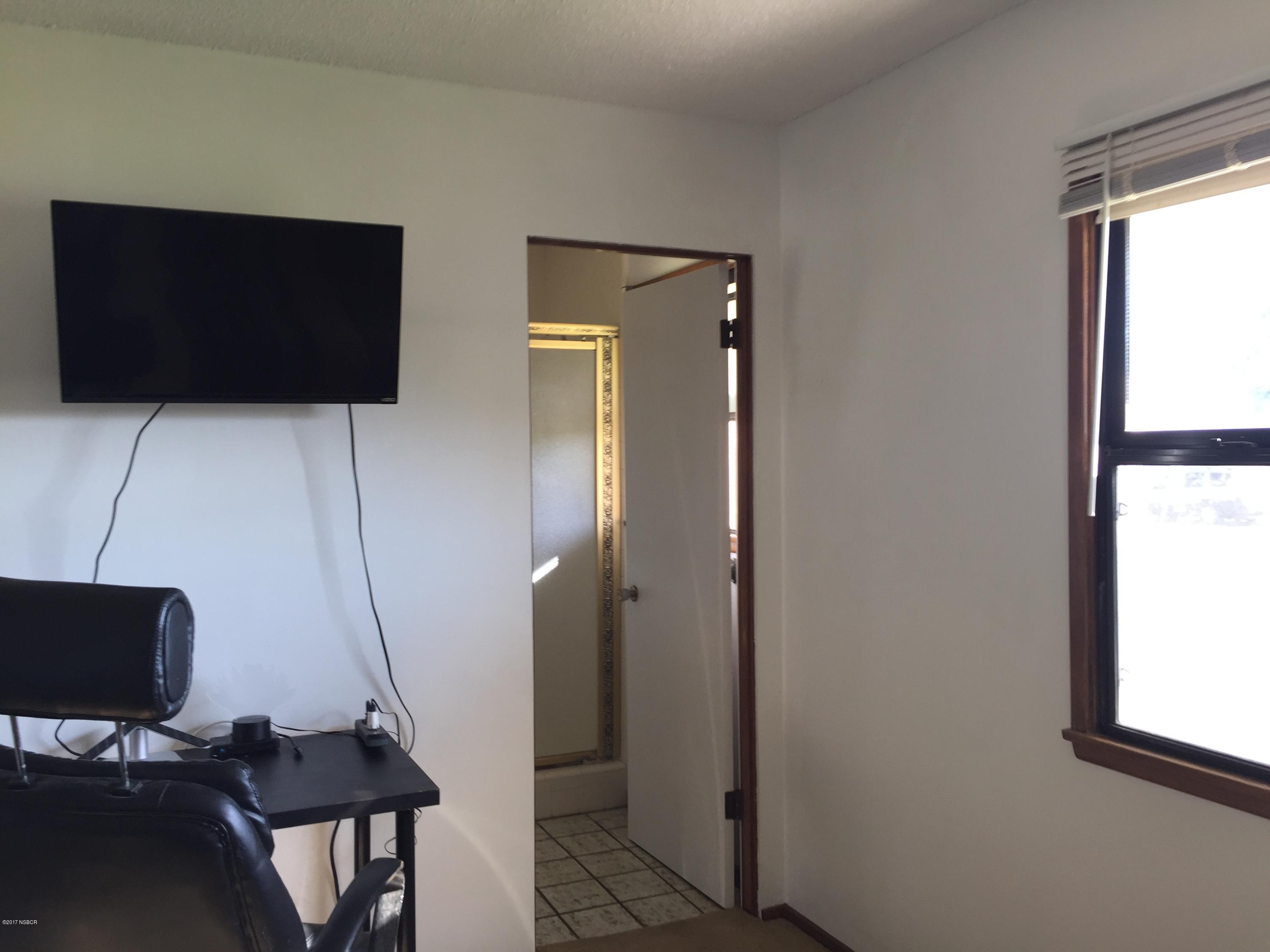 4035 Rigel Avenue Lompoc, CA 93436 - Photo 26 of 35 a view of a workspace