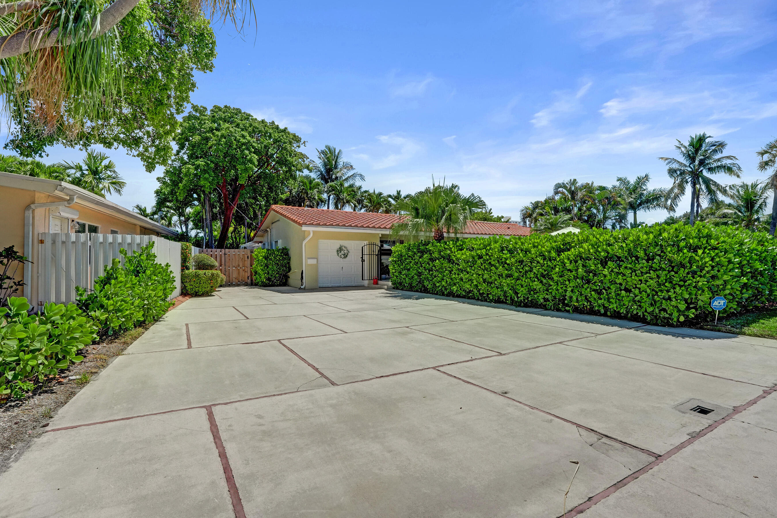 1900 North Riverside Drive Pompano Beach, FL 33062 - Photo 51 of 64 DSC01260