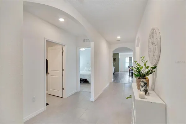 $2,400 | 10324 Geese Trail Circle, Sun City Center, FL 33573