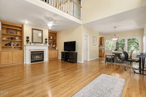 $499,995 | 911 North Columbia Street, Chapel Hill, NC 27516