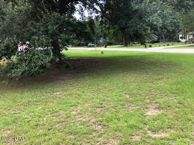 18 Robin Way Beaufort, SC 29907 - Photo 2 of 13 IMG_6421