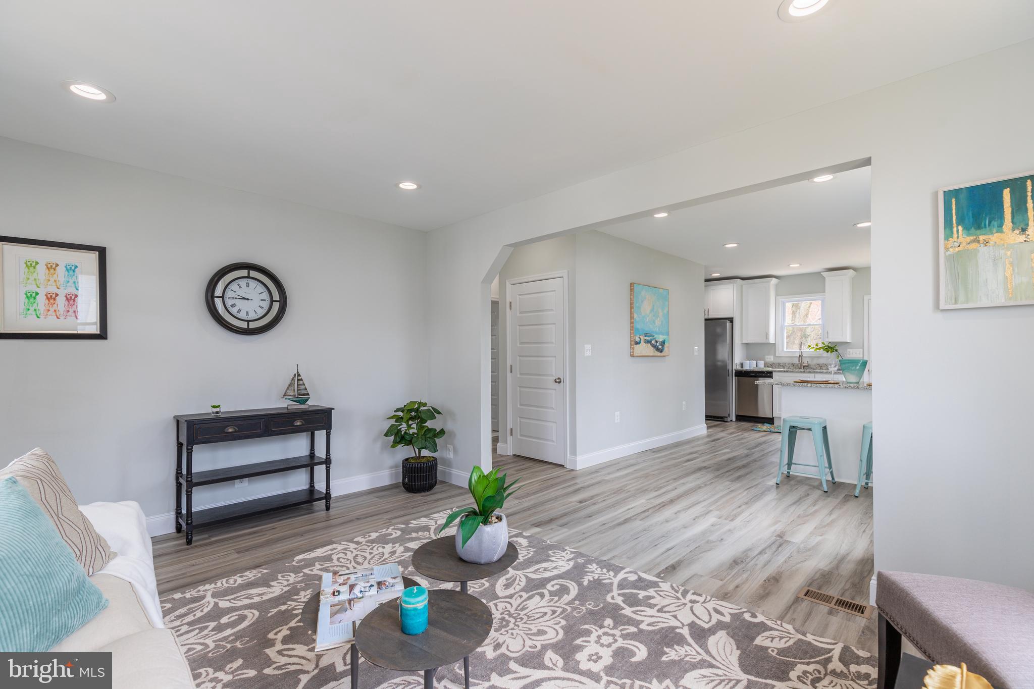 4529 Raspe Avenue Baltimore, MD 21206 - Photo 4 of 49 Gallery Image 4