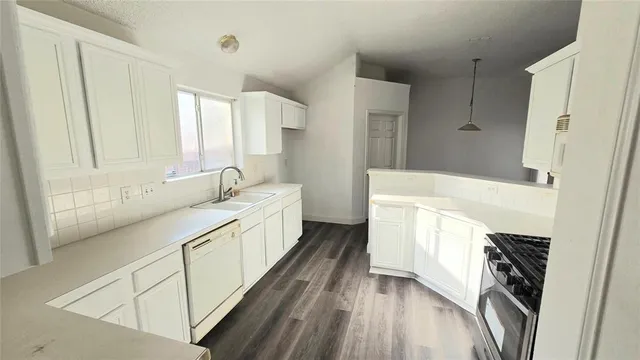 $2,299 | 2621 Ash Creek, Mesquite, TX 75181