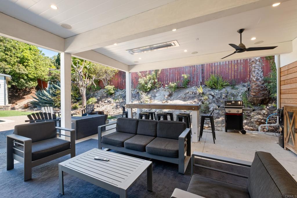 10274 Madrid Way Spring Valley, CA 91977 - Photo 19 of 50