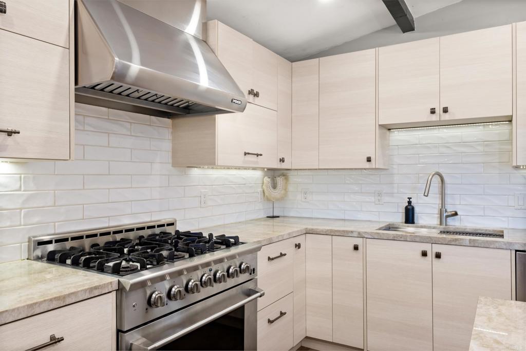 10274 Madrid Way Spring Valley, CA 91977 - Photo 35 of 50