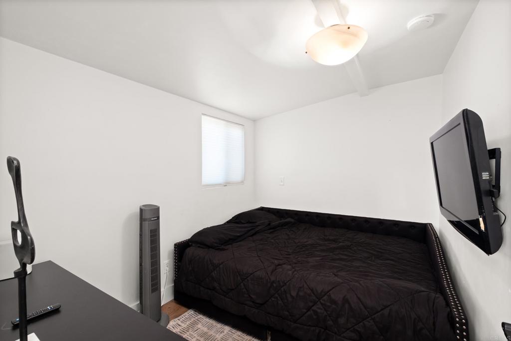 10274 Madrid Way Spring Valley, CA 91977 - Photo 38 of 50