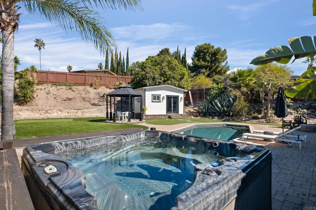 10274 Madrid Way Spring Valley, CA 91977 - Photo 8 of 50