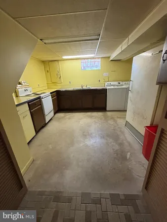 $449,000 | 4022 West Chester Pike, Newtown Square, PA 19073