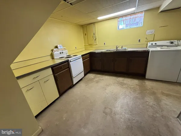 $449,000 | 4022 West Chester Pike, Newtown Square, PA 19073
