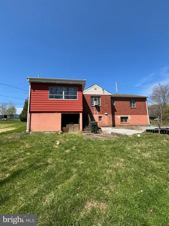 $449,000 | 4022 West Chester Pike, Newtown Square, PA 19073