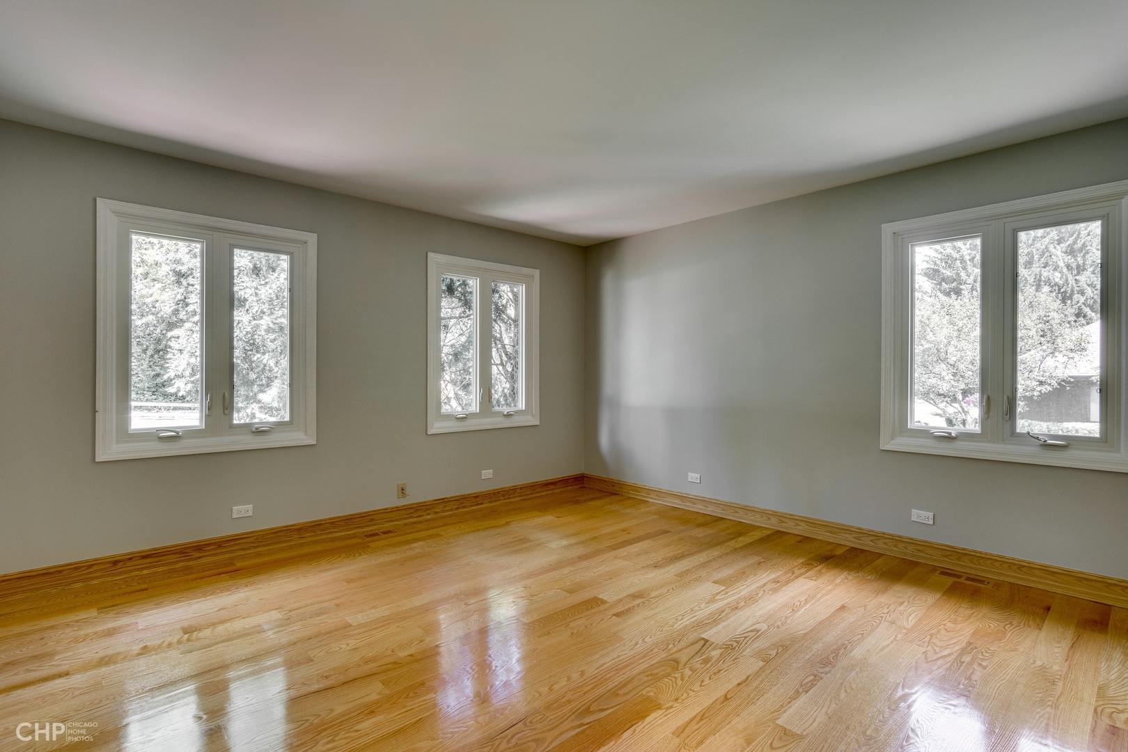111 Roberts Road Inverness, IL 60010 - Photo 12 of 31 Gallery Image 12