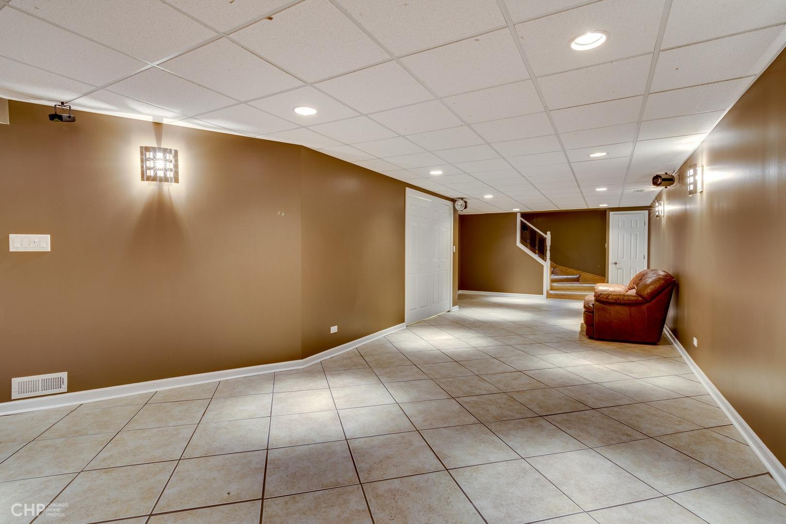 111 Roberts Road Inverness, IL 60010 - Photo 23 of 31 Gallery Image 23