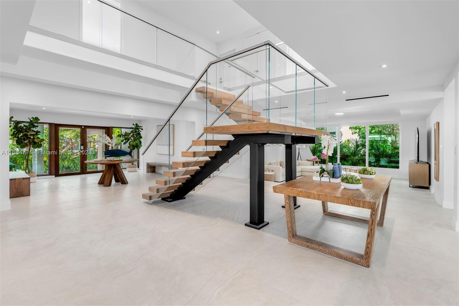 945 Mariner Drive Key Biscayne, FL 33149 - Photo 6 of 56