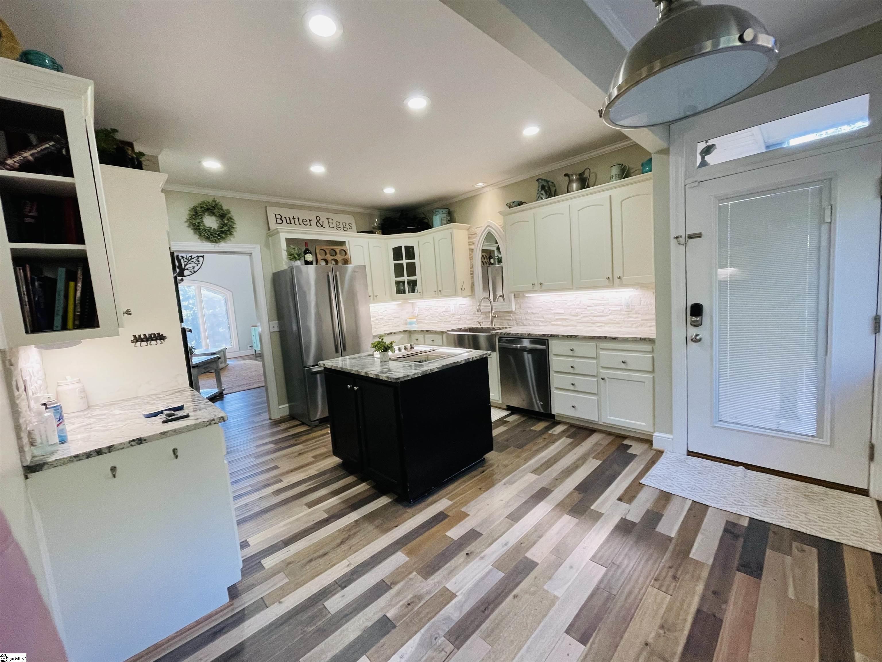 290 Chinquapin Road Easley, SC 29640 - Photo 23 of 34