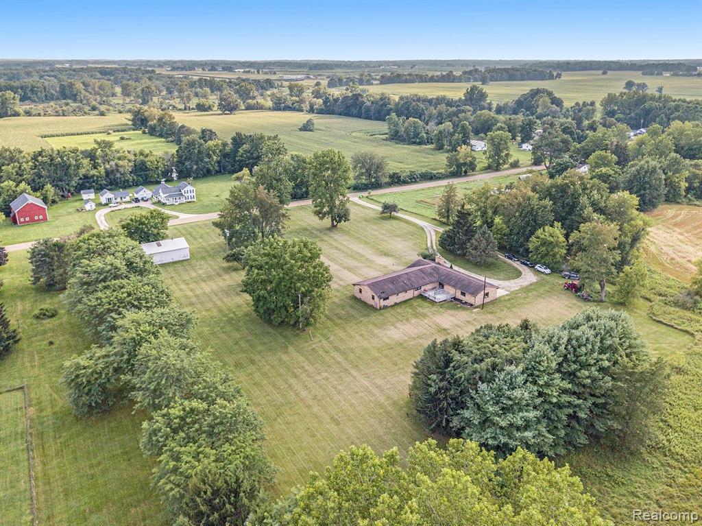 6500 Layton Road Fowlerville, MI 48836 - Photo 34 of 37