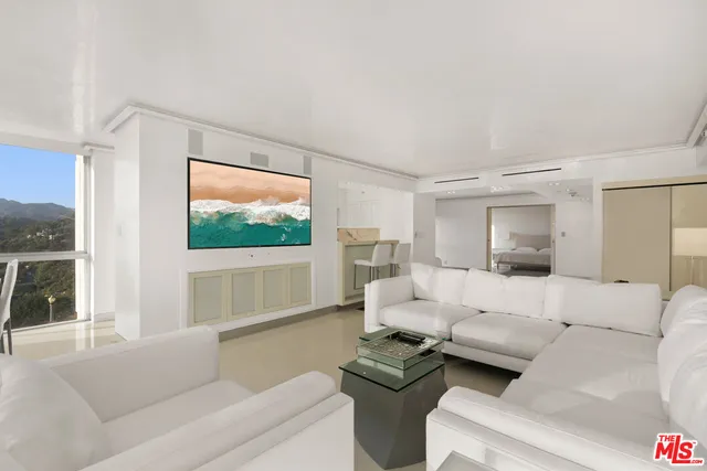 $2,399,950 | 201 Ocean Avenue, Unit 409P, Santa Monica, CA 90402