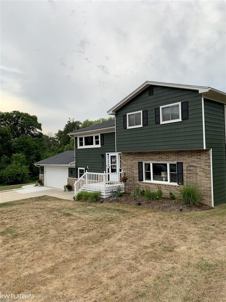 253 Scott Road Smiths Creek, MI 48074 - Photo 4 of 44