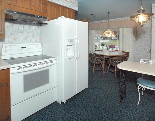 1703 Arona Road Irwin, PA 15642 - Photo 5 of 18 Kitchen.