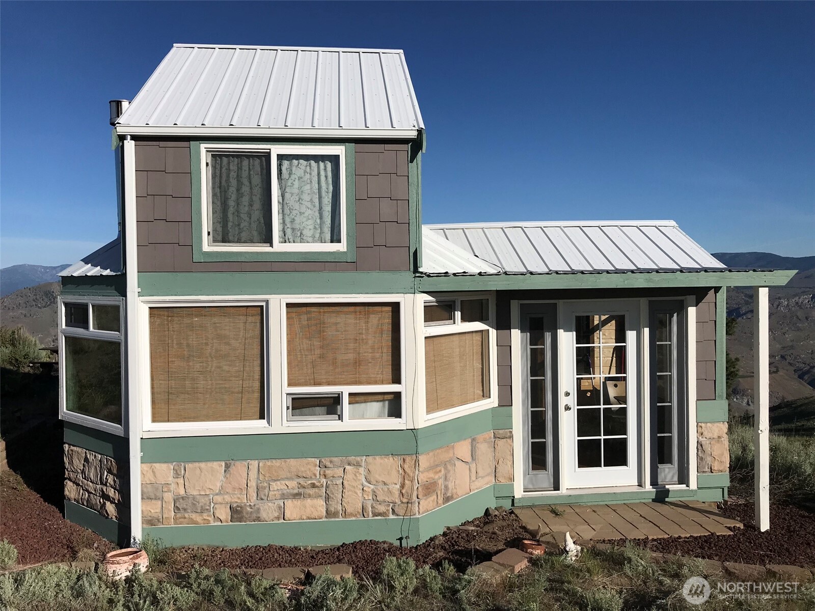 237 Spring Canyon Road Orondo, WA 98843 - Photo 1 of 27