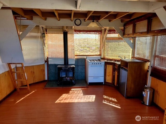 237 Spring Canyon Road Orondo, WA 98843 - Photo 9 of 27