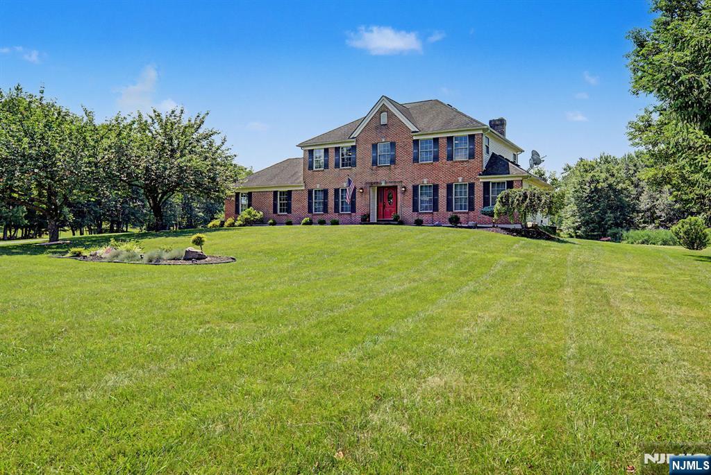 460 Shades Of Death Road Andover, NJ 07821 - Photo 2 of 47