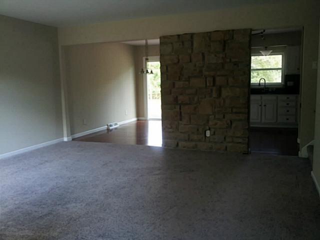 1688 Bostwick Road Columbus, OH 43227 - Photo 2 of 9 Gallery Image 2