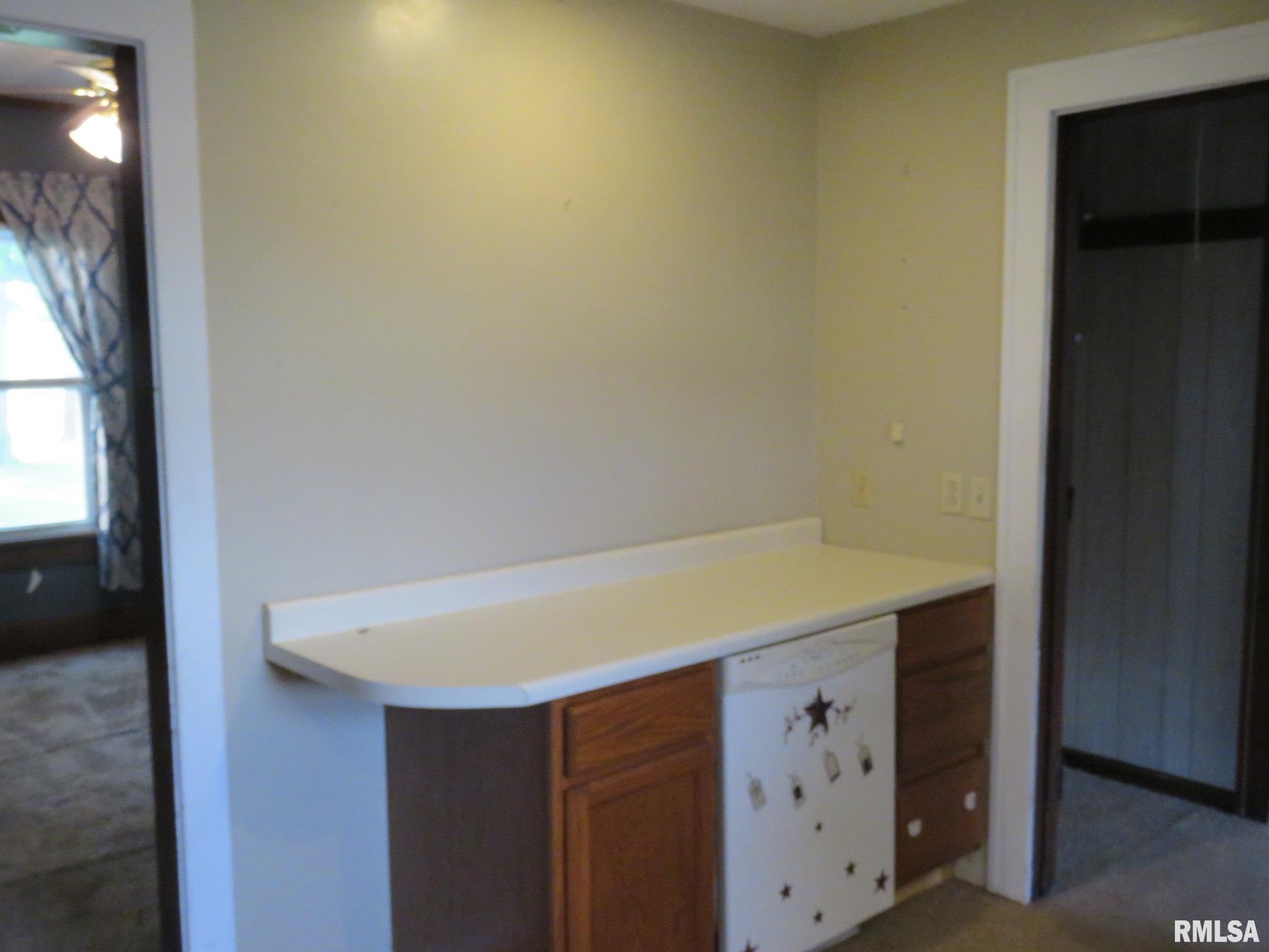 22273 Osage Road Prophetstown, IL 61277 - Photo 4 of 28