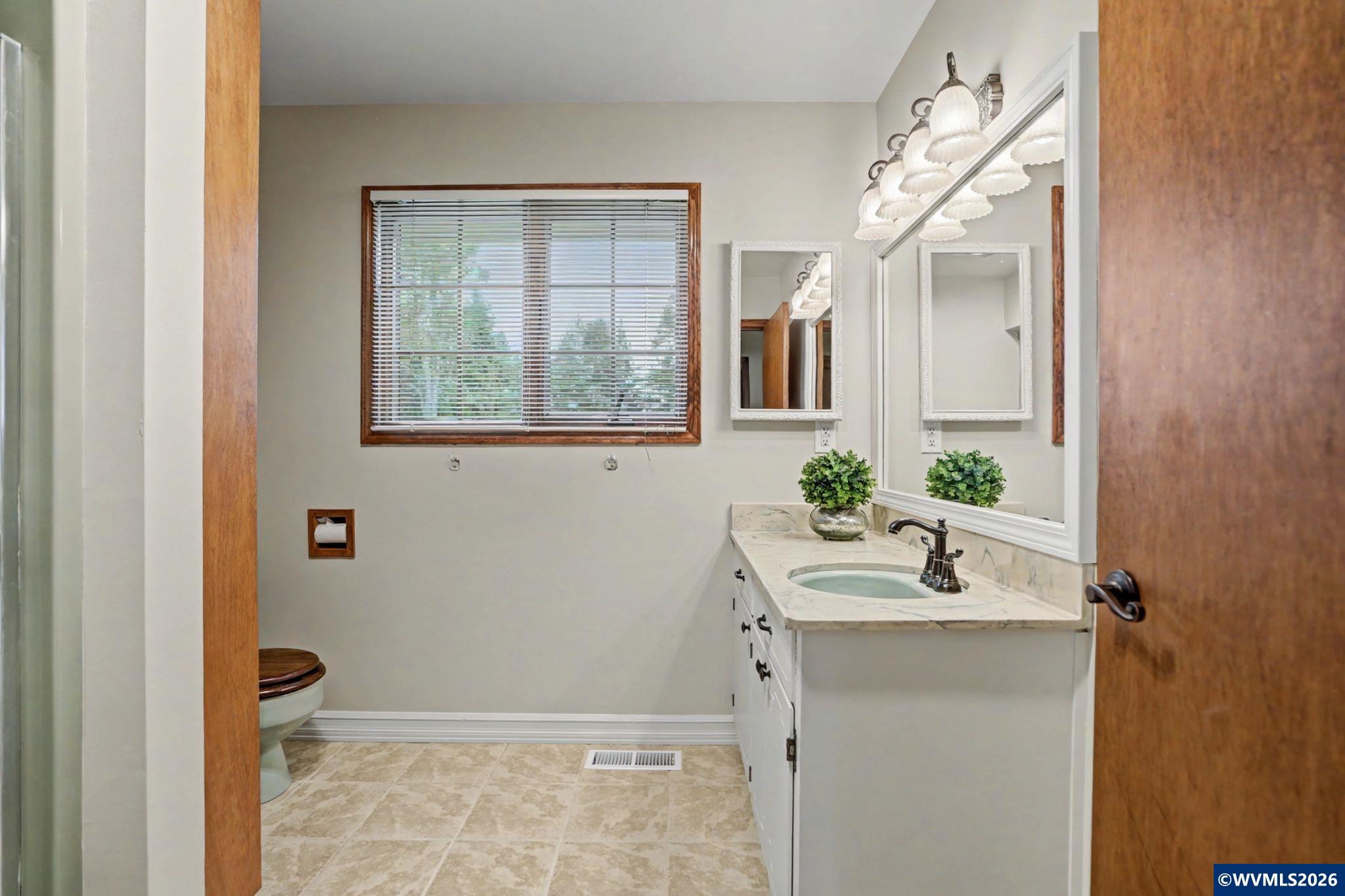 15205 Quall Road Northeast Silverton, OR 97381 - Photo 28 of 40 Gallery Image 28