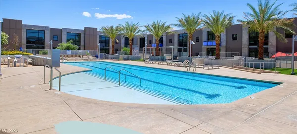 $2,300 | 353 East Bonneville Avenue, Unit 805, Las Vegas, NV 89101