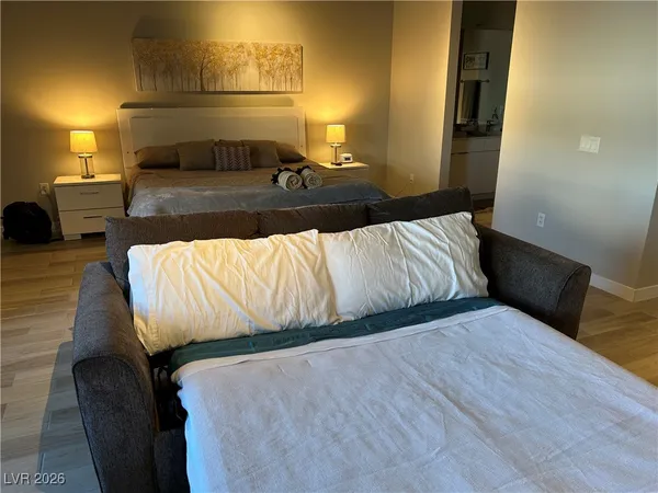 $2,300 | 353 East Bonneville Avenue, Unit 805, Las Vegas, NV 89101