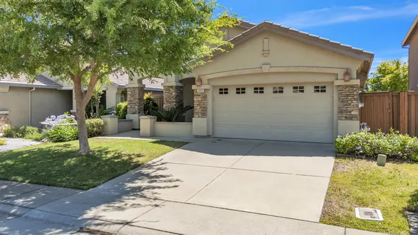 $730,000 | 1992 Horseshoe Glen Circle, Folsom, CA 95630