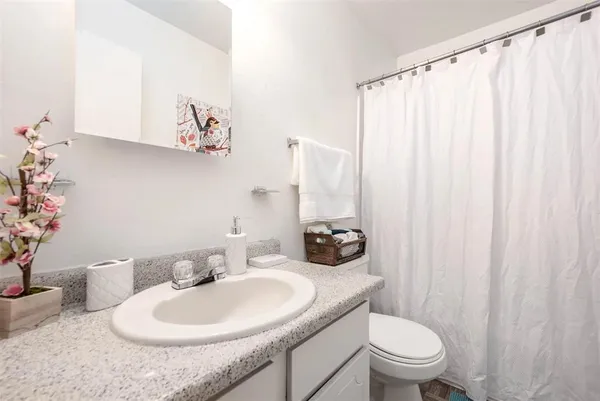 $975 | 4422 Weaver Road, Unit 303, Houston, TX 77016
